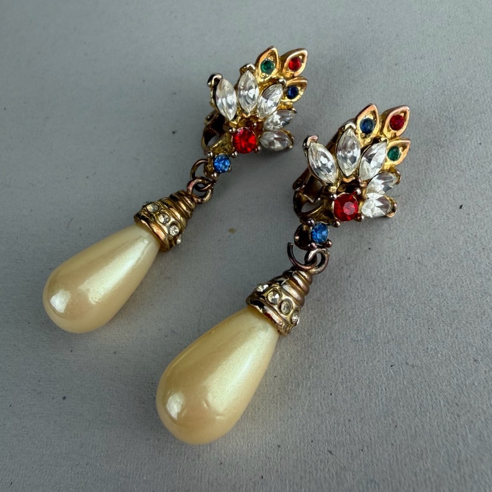 Vintage Faux Gemstone + Pearl Teardrop Clip On Earrings
